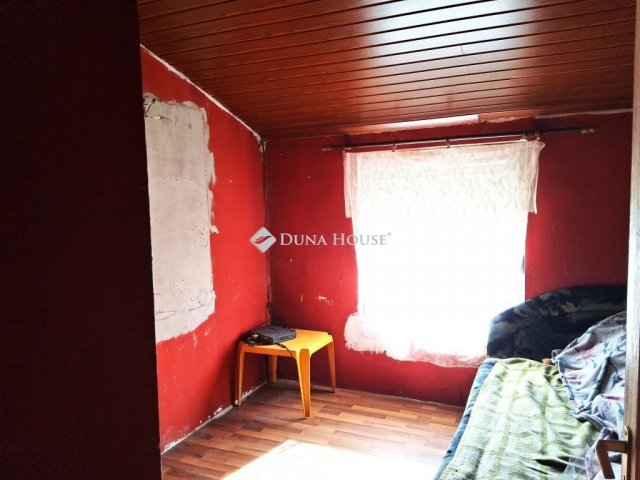 Eladó családi ház, Enyingen 19.5 M Ft, 3 szobás