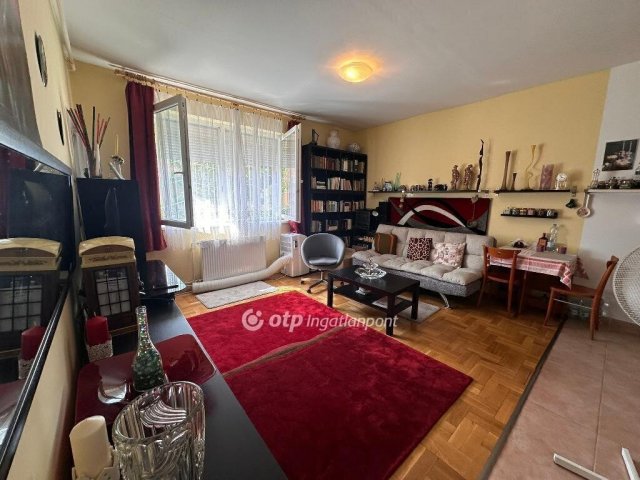 Eladó téglalakás, Budapesten, XV. kerületben 54.9 M Ft