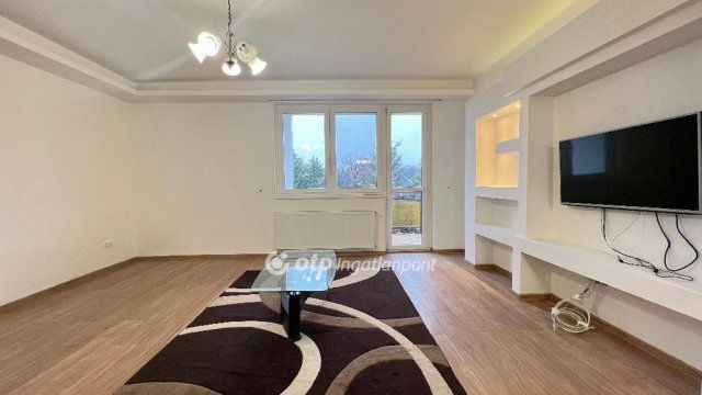 Eladó téglalakás, Debrecenben 119.9 M Ft, 4 szobás