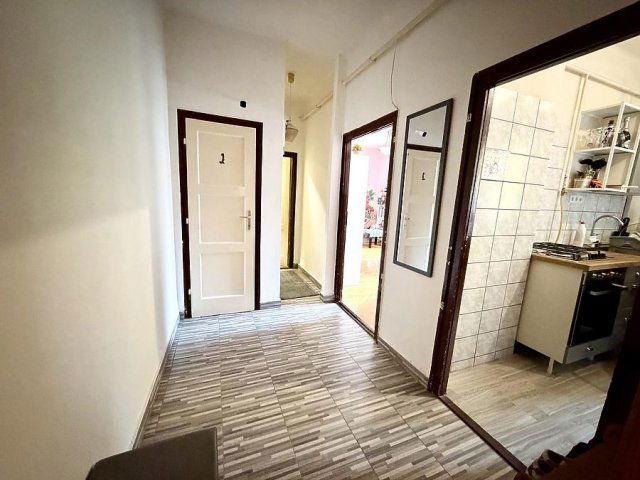 Eladó téglalakás, Vácon 55.7 M Ft, 2 szobás