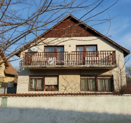 Eladó családi ház, Budapesten, XV. kerületben 110 M Ft, 6 szobás