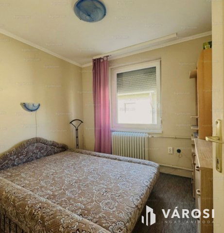 Eladó családi ház, Debrecenben 123.9 M Ft, 6 szobás