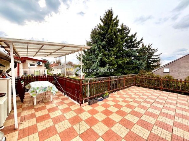 Eladó családi ház, Budapesten, XIV. kerületben 135 M Ft