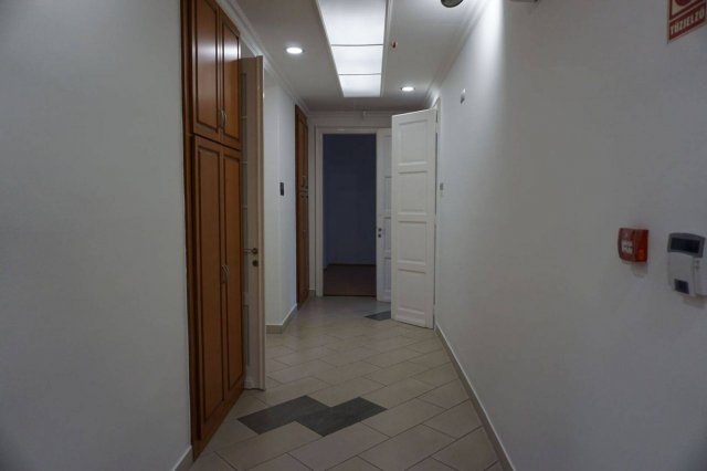 Kiadó iroda, Békéscsabán 870 E Ft / hó, 10 szobás
