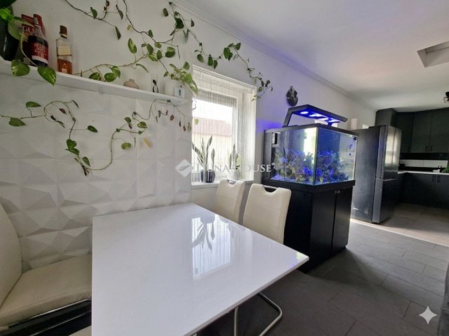 Eladó ikerház, Gyömrőn 89.9 M Ft, 3 szobás
