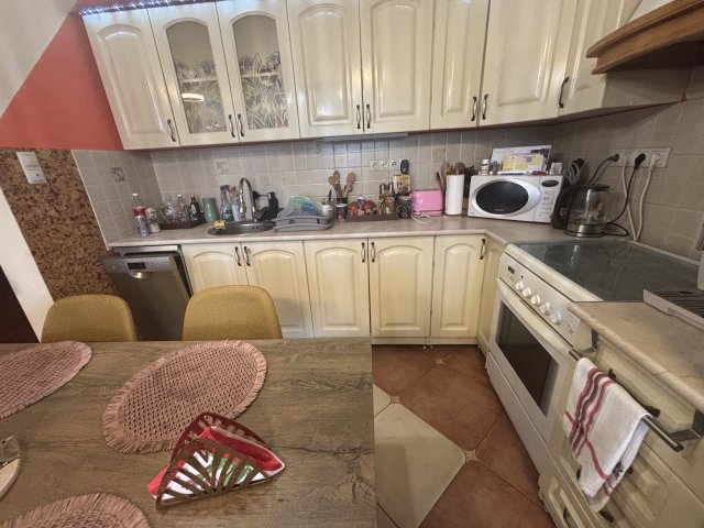 Eladó sorház, Tatabányán 121.9 M Ft, 4 szobás