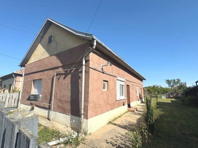 Eladó családi ház, Egyeken 11.9 M Ft, 3 szobás