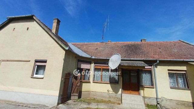 Eladó családi ház, Hajóson 17.99 M Ft, 4 szobás