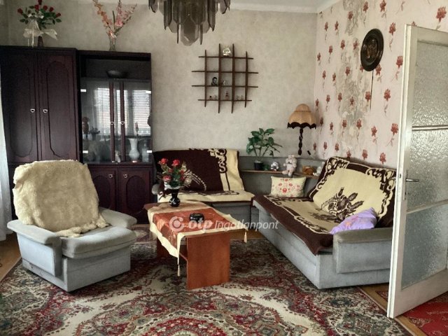 Eladó családi ház, Gyomaendrődön 32 M Ft, 3 szobás