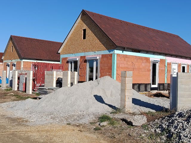 Eladó családi ház, Nagycenken 105 M Ft, 4 szobás