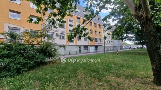 Eladó panellakás, Budapesten, XX. kerületben 76.9 M Ft