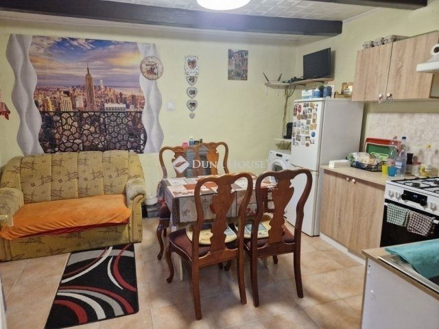 Eladó családi ház, Kókán 39.99 M Ft, 2 szobás