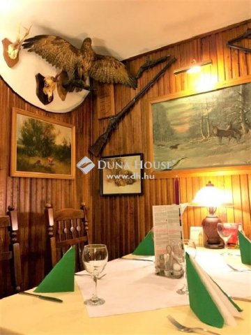 Eladó üzlethelyiség, Győrött 404 M Ft / költözzbe.hu
