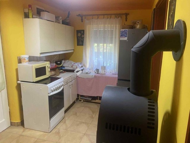 Eladó nyaraló, Berekfürdőn 30 M Ft, 2 szobás