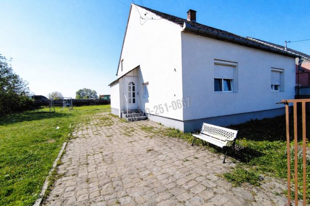 Eladó családi ház, Mohácson, Munkás utcában 33 M Ft, 3 szobás