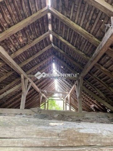 Eladó családi ház, Szakonyon 7.99 M Ft, 1 szobás