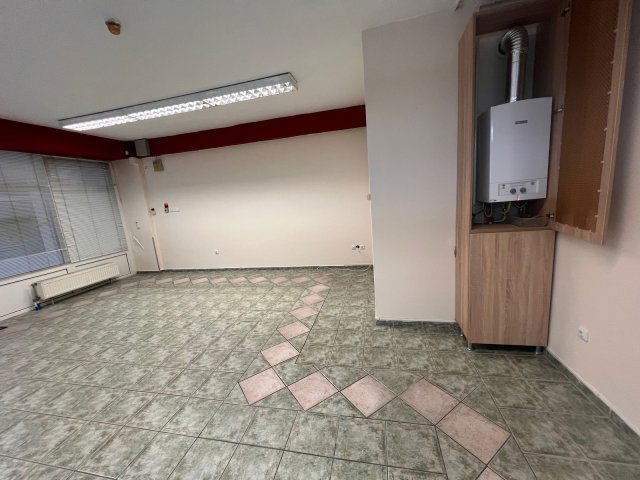 Eladó üzlethelyiség, Nyíregyházán 29.9 M Ft, 1 szobás