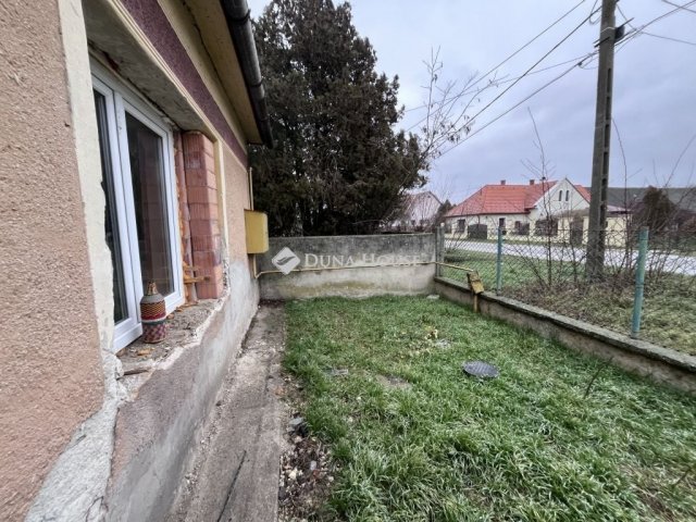 Eladó családi ház, Berhidán 27 M Ft, 2+1 szobás
