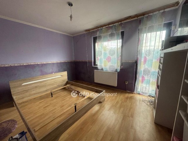 Eladó családi ház, Érden 110 M Ft, 4+1 szobás
