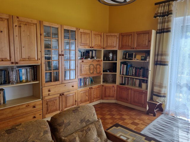 Eladó családi ház, Veszprémben 99 M Ft, 3 szobás