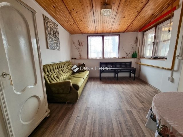 Eladó nyaraló, Ráckevén 35.9 M Ft, 3 szobás