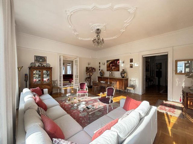 Eladó téglalakás, Budapesten, VI. kerületben 250 M Ft, 4 szobás