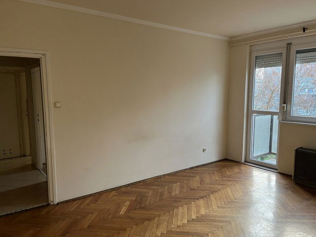 Kiadó téglalakás, albérlet, Miskolcon, József Attila utcában