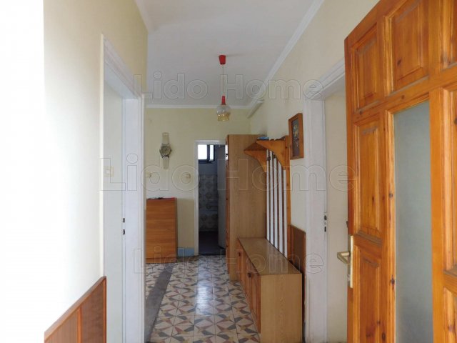 Eladó családi ház, Tácon 54.999 M Ft, 3 szobás