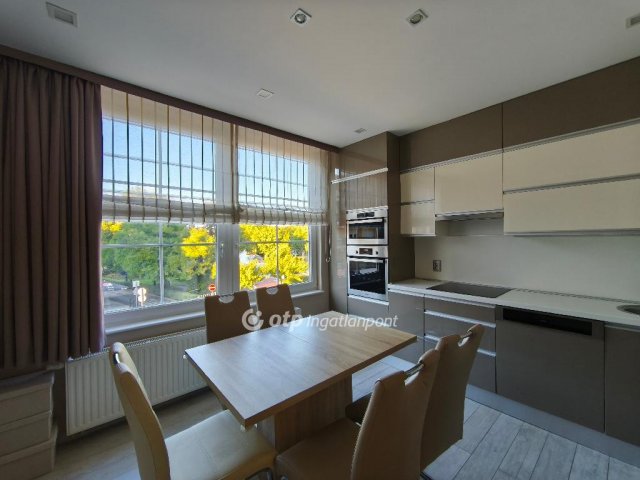 Eladó téglalakás, Nagykanizsán 68.9 M Ft, 3 szobás