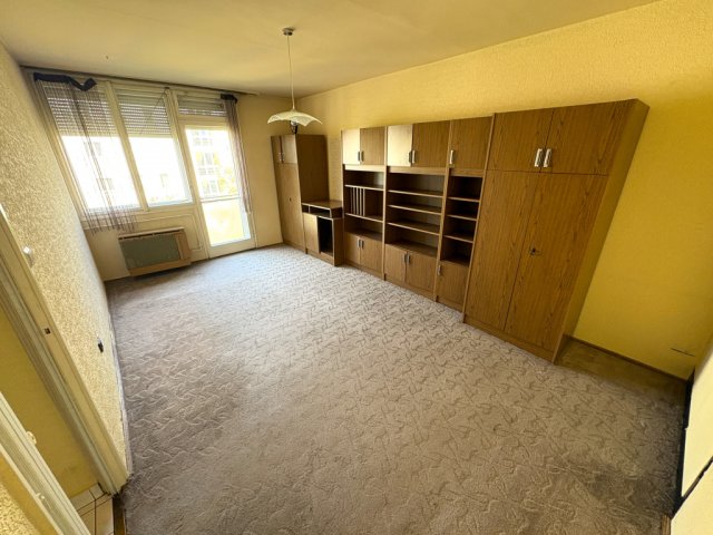 Eladó téglalakás, Nagykanizsán 23.5 M Ft, 1+1 szobás