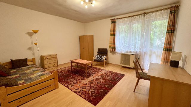 Kiadó téglalakás, albérlet, Debrecenben 210 E Ft / hó, 2 szobás
