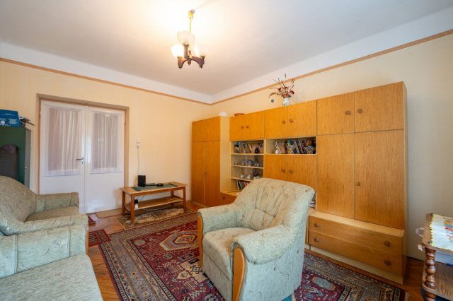 Eladó családi ház, Székesfehérvárott 88.5 M Ft, 3 szobás