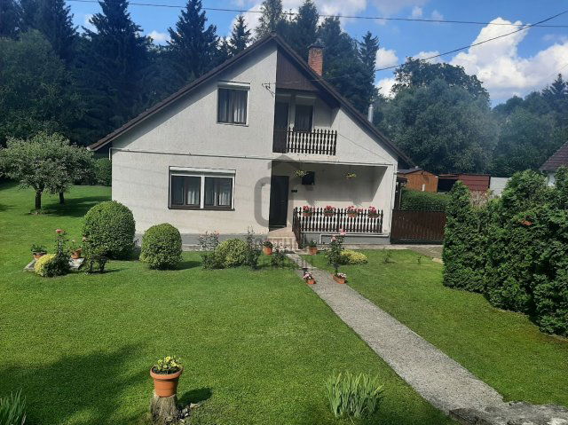 Eladó családi ház, Városlődön 65.99 M Ft, 4 szobás