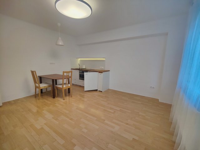 Kiadó téglalakás, albérlet, XII. kerületben, Böszörményi úton