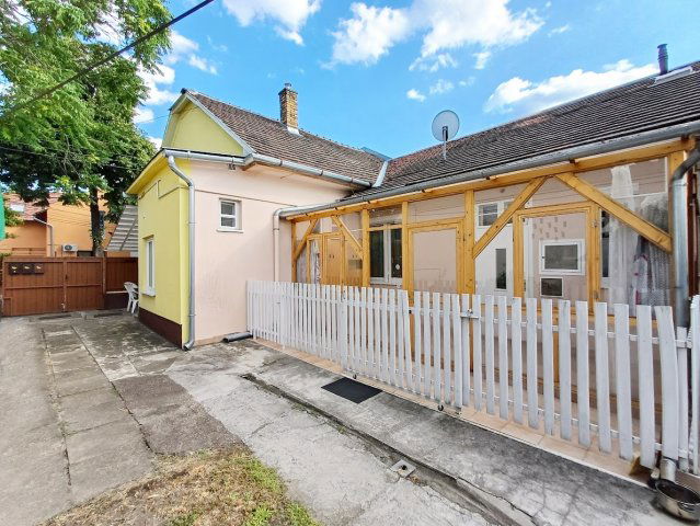 Eladó családi ház, Budapesten, XX. kerületben 39.99 M Ft