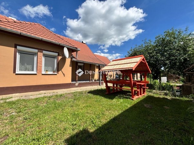 Eladó családi ház, Homokszentgyörgyön 24.9 M Ft, 4 szobás