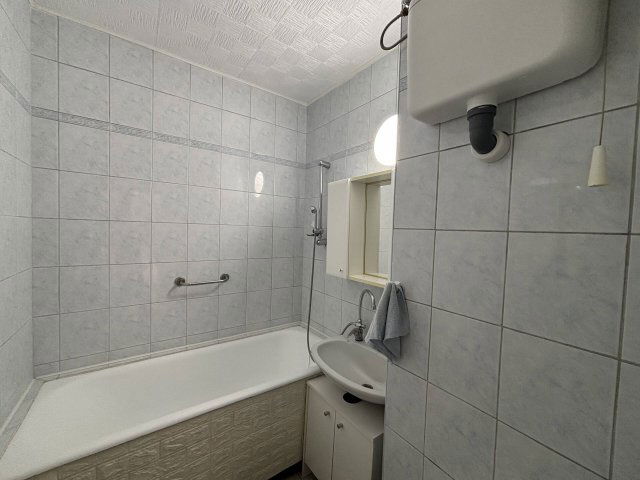 Kiadó téglalakás, albérlet, Miskolcon 180 E Ft / hó, 2 szobás