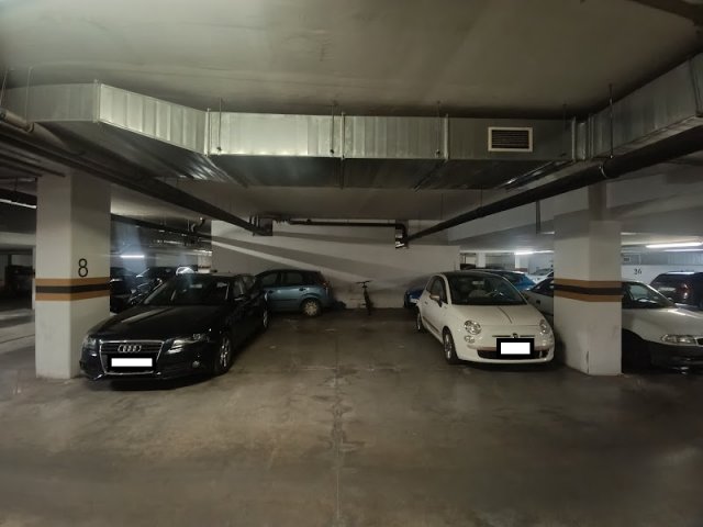 Eladó garázs, Budapesten, IV. kerületben, Károlyi István utcában