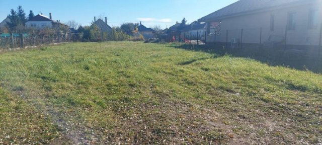 Eladó telek, Hajdúsámsonon, Wesselényi utcában 15 M Ft