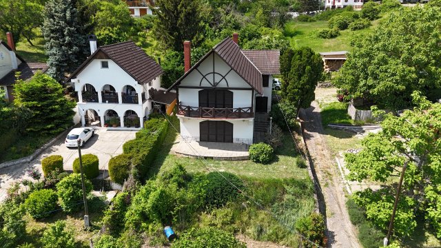 Eladó családi ház, Mohácson 107 M Ft, 4 szobás