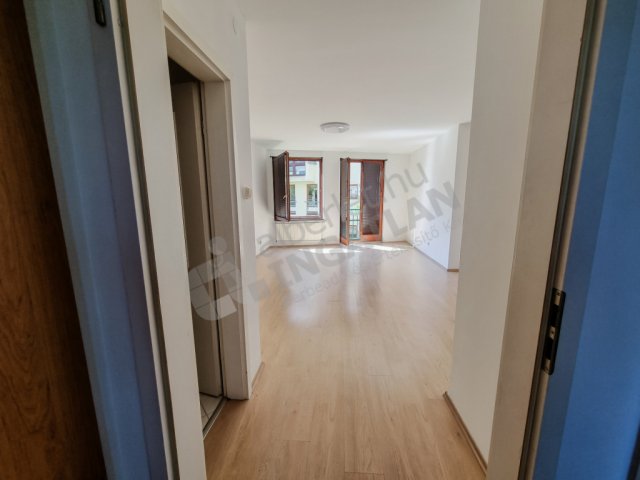 Kiadó téglalakás, albérlet, IX. kerületben, Soroksári úton