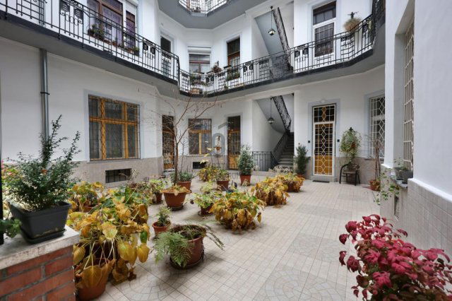 Eladó téglalakás, Budapesten, VI. kerületben 175.9 M Ft