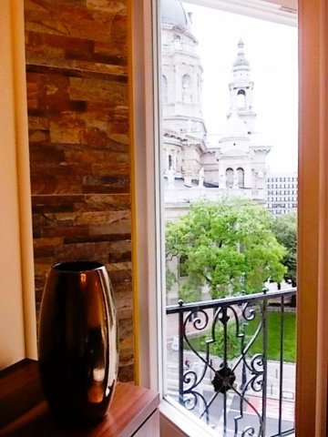 Kiadó téglalakás, albérlet, VI. kerületben, Révay közben