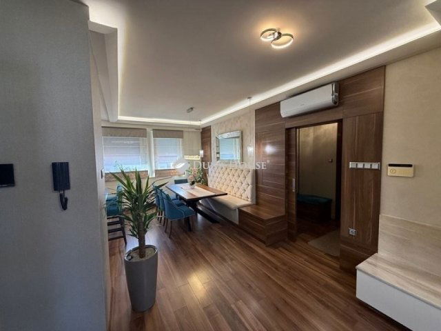 Eladó téglalakás, Kecskeméten 89.99 M Ft, 4 szobás