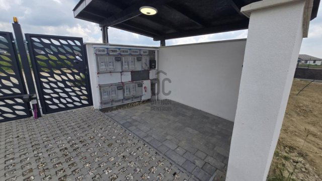 Eladó családi ház, Budajenőn 178.9 M Ft, 5 szobás