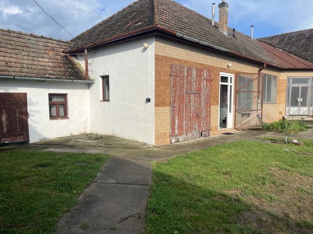 Eladó családi ház, Hercegszántón 17.5 M Ft, 4 szobás