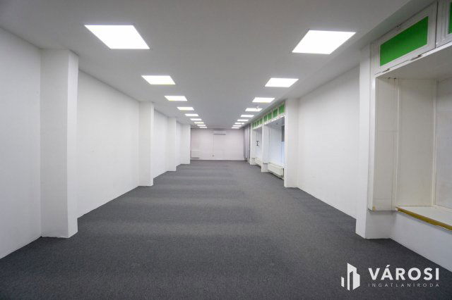 Eladó üzlethelyiség, Győrött 17 M Ft, 1 szobás