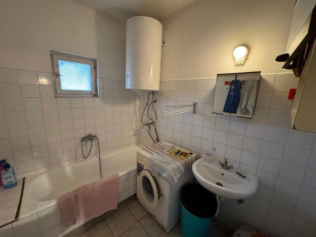 Eladó családi ház, Sümegen 23.9 M Ft, 2 szobás
