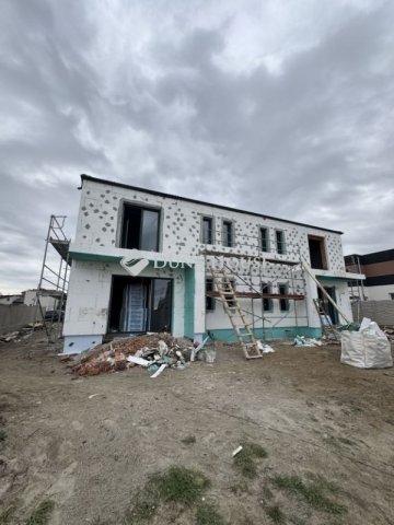 Eladó ikerház, Budapesten, XVIII. kerületben 149.9 M Ft, 5 szobás