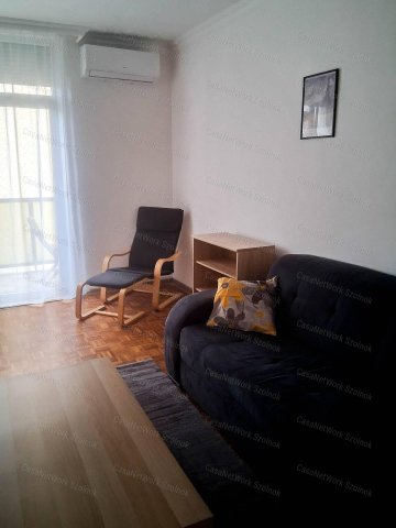 Kiadó téglalakás, albérlet, Szolnokon 150 E Ft / hó, 2 szobás